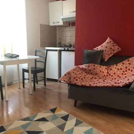 Apartament Le Petit Poitevin Poitiers Zewnętrze zdjęcie