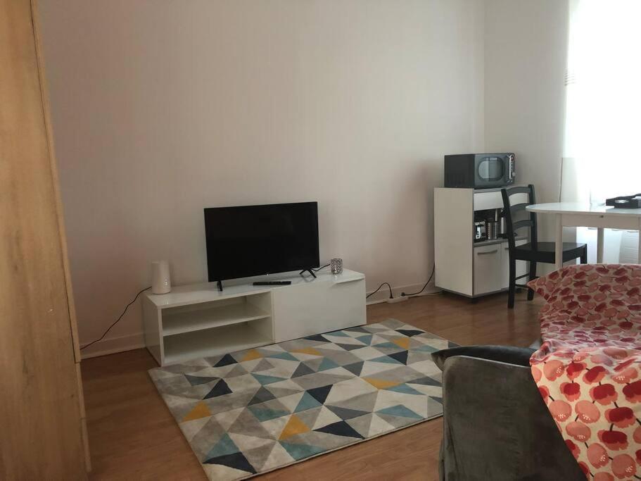Apartament Le Petit Poitevin Poitiers Zewnętrze zdjęcie